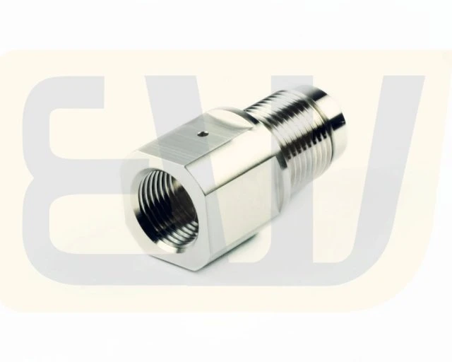 EW11530_04